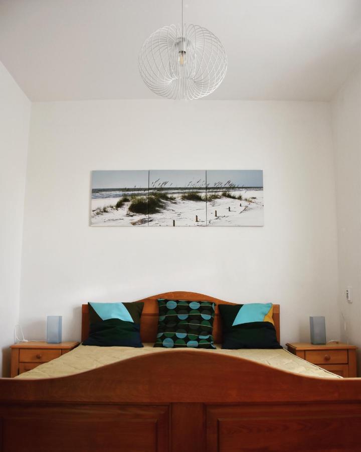 Pellegrini Apartman บาลาโตนาคาลิ ภายนอก รูปภาพ