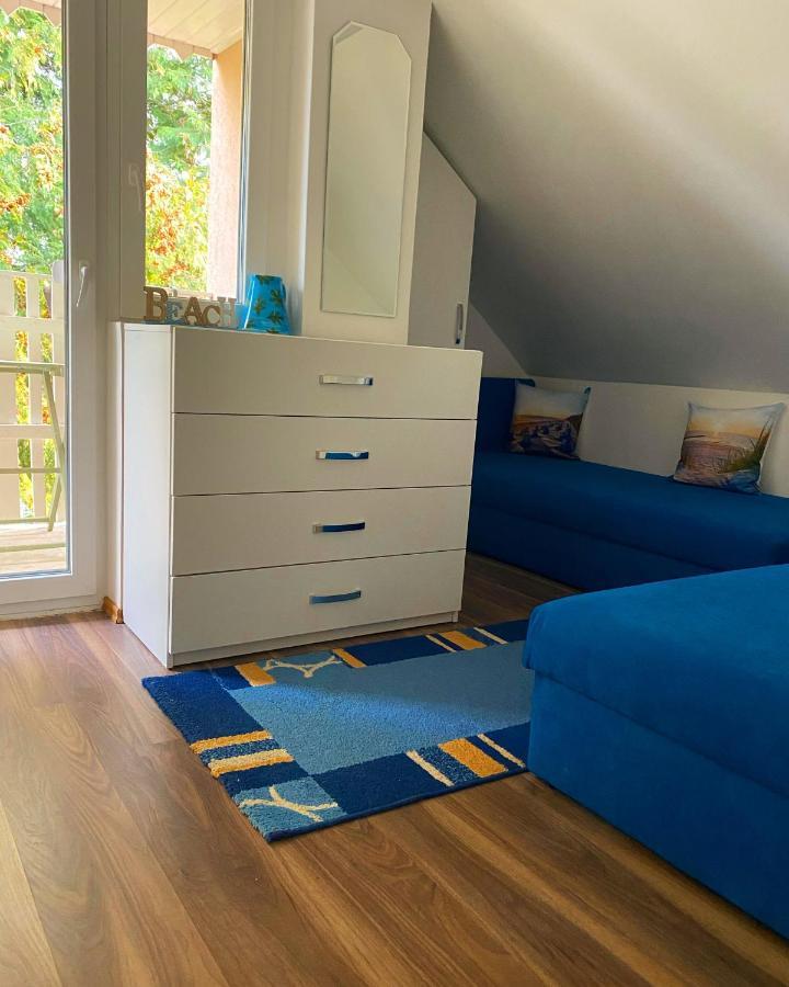 Pellegrini Apartman บาลาโตนาคาลิ ภายนอก รูปภาพ